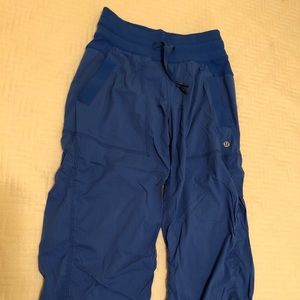 DISCOUNT Lululemon Street to Studio Crops Unlined